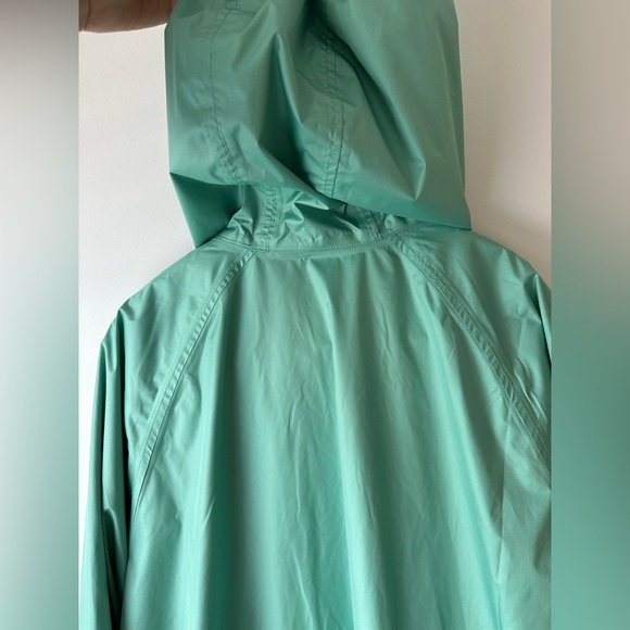 L.L. Bean Packable Rain Jacket - Picture 4 of 16